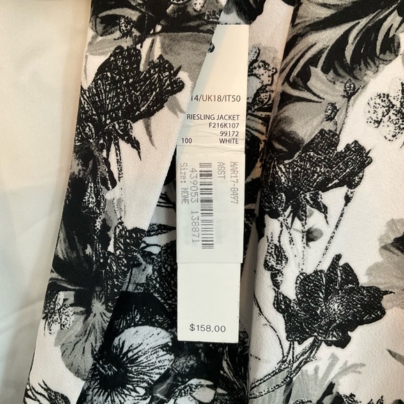 Tahari Black and White Floral Blazer - Picture 3 of 5